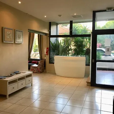 شقة 93 Carnot Cannes كان