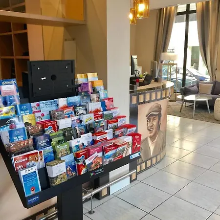 93 Carnot Cannes شقة *