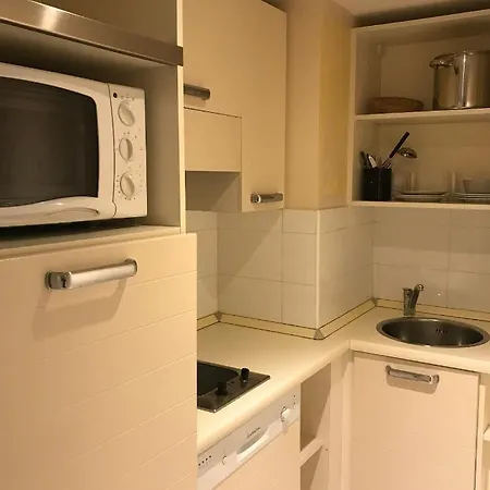 93 Carnot Cannes