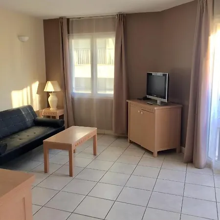 93 Carnot Cannes
